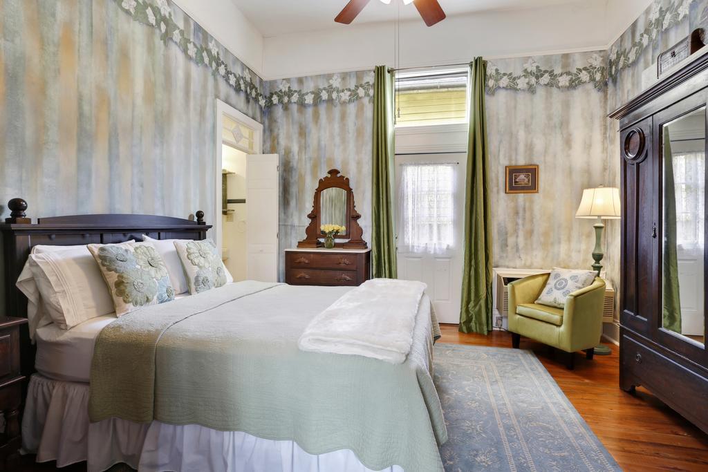 Auld Sweet Olive Bed And Breakfast Новий Орлеан Екстер'єр фото